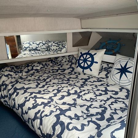 Vimaro Boat Hotel Barcelona Buitenkant foto